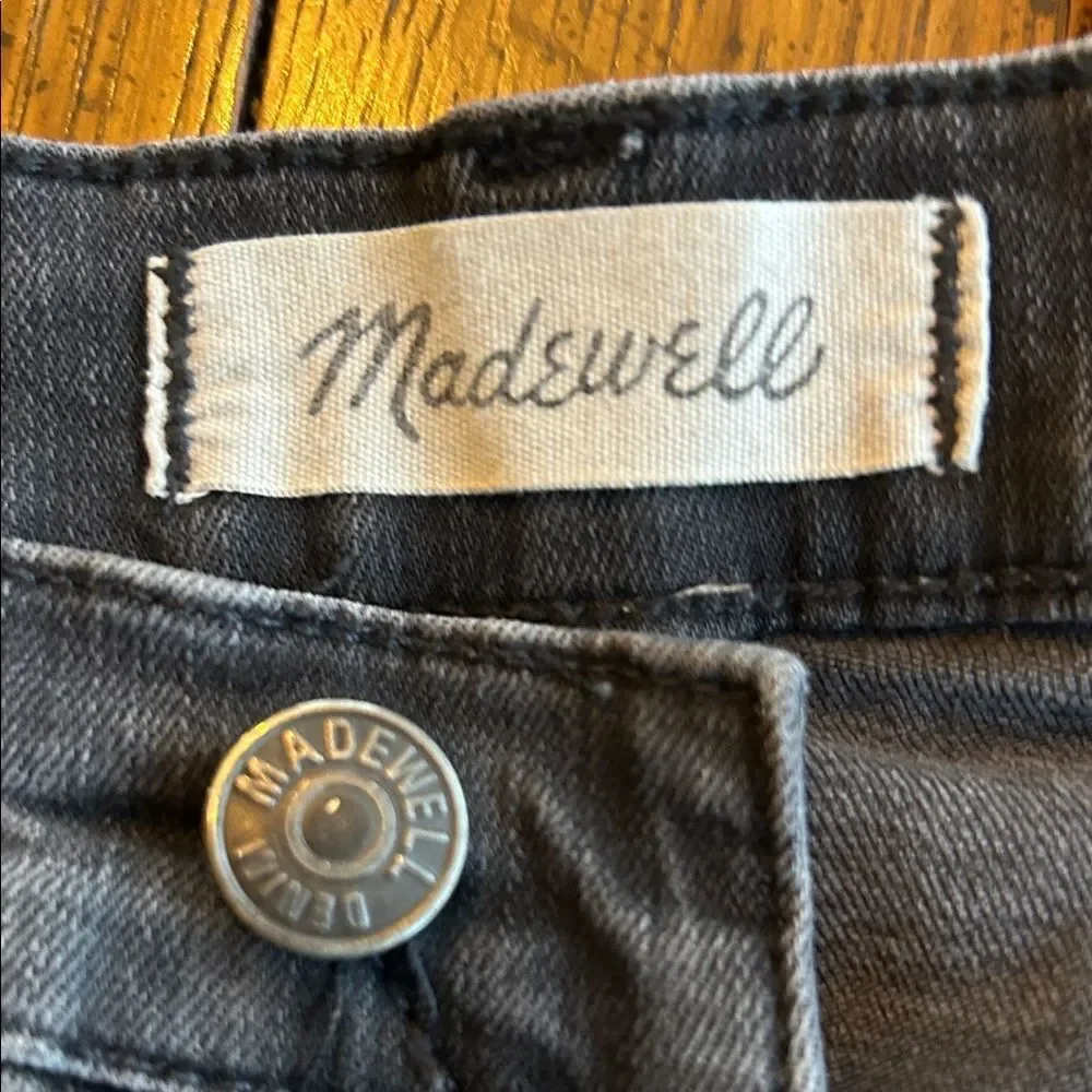 Madewell Women's 9” HR Black Skinny Jeans w/4 button fly. Sz 4T